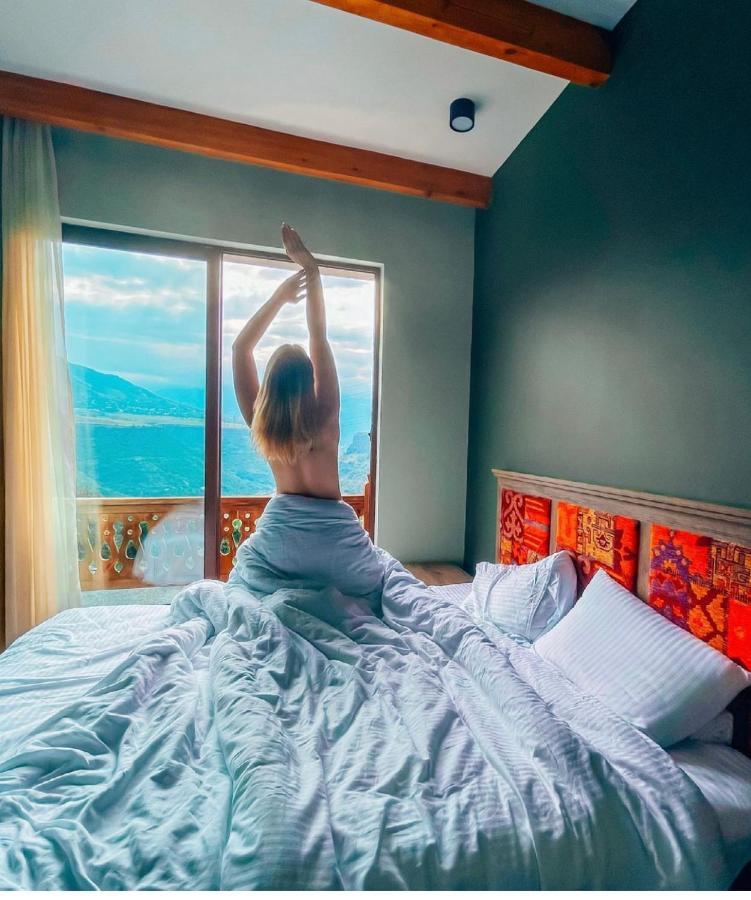 Hotel Qefilyan Sanain Bagian luar foto