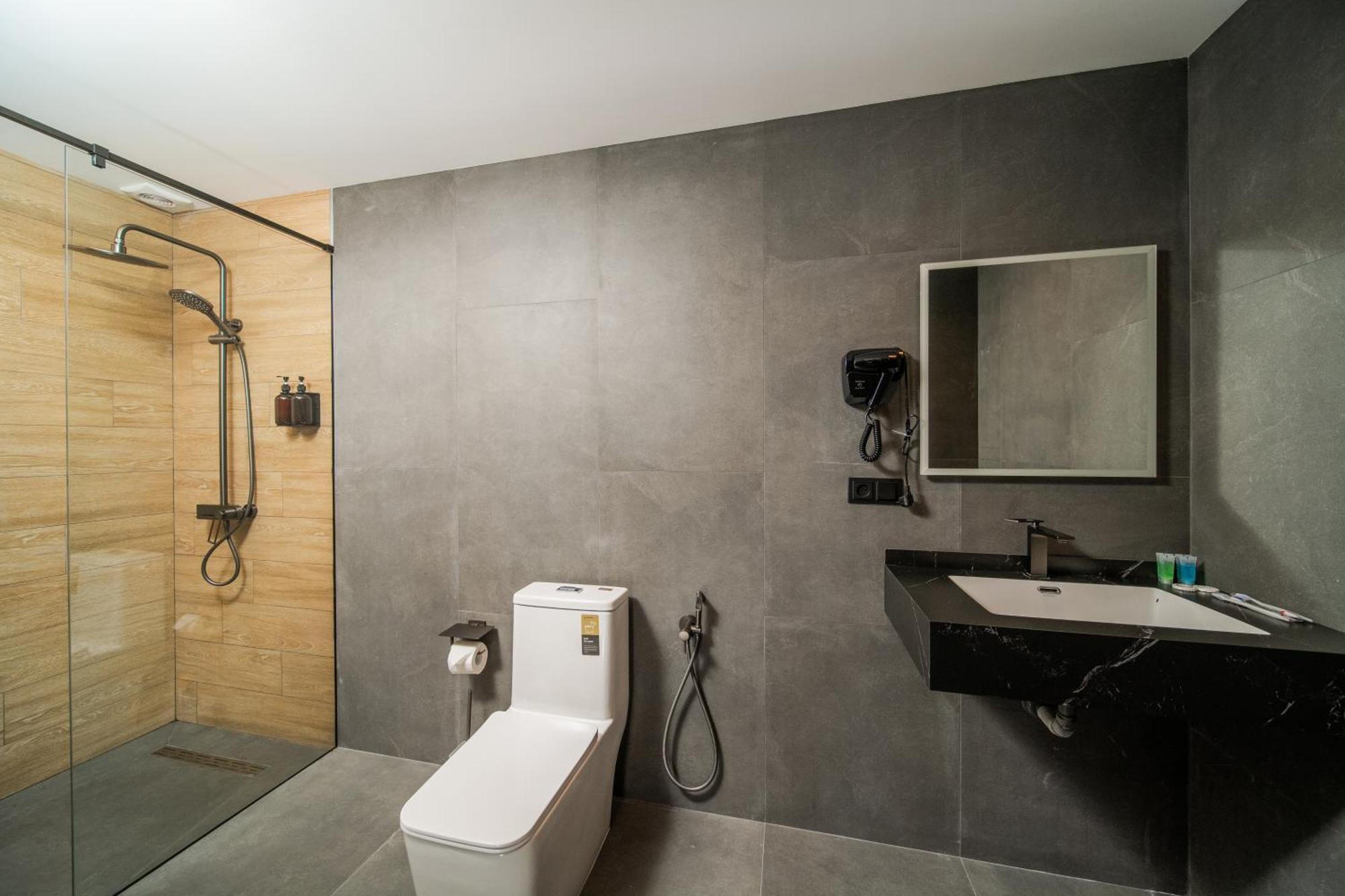 Hotel Qefilyan Sanain Bagian luar foto