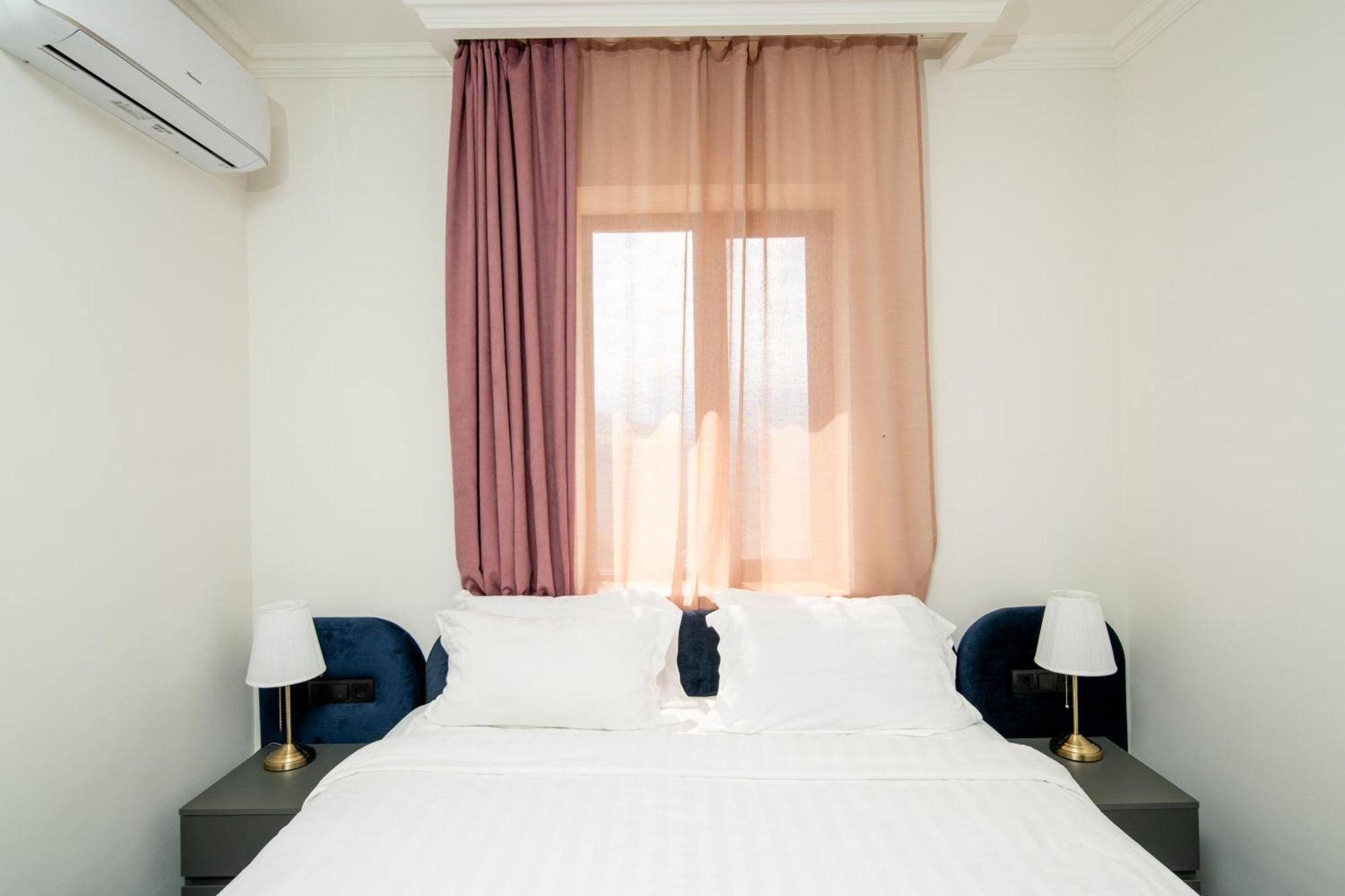 Hotel Qefilyan Sanain Bagian luar foto